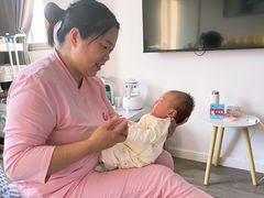 -爱贝尔高端月嫂(母婴护理)