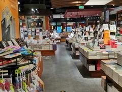 -西西弗书店(三峡广场湟恩新纪元购物广场店)