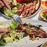 向大家郑重宣布，这家也式餐厅真的好吃疯啦！