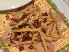 -肥肥虾庄·金牌油焖大虾(汉口城市广场店)