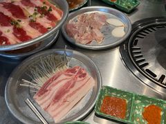 -欧巴炭烤肉오빠숯불구이(南京东路店)