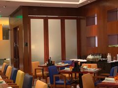 -怡咖啡海鲜自助餐厅(浦东香格里拉店)