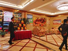 -沪华海鲜大酒楼(南汇店)