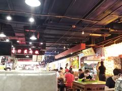 大堂-食上东新街美食街区(民乐新都会店)