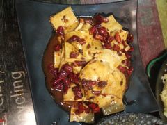 -扒虾小妹儿麻辣海鲜(宏图街店)