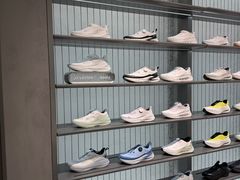-迪桑特DESCENTE(青岛山东路万象城店)