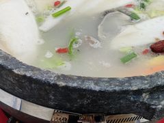 -墨脱石锅椰子鸡•香草鸭•东山羊(大东海店)