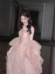 -欣薇婚纱(新源乐汇城店)