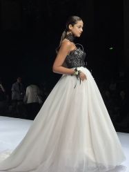 -Renee芮亦婚纱(原丽莎)