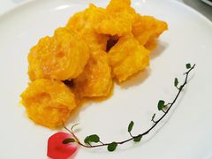 咸蛋黄明虾球-上海会馆(香港名都店)