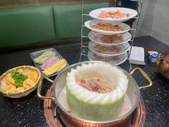 -得意咚瓜·顺德鱼生·冬瓜火锅(深圳首店)