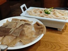 -佬土鹅肠火锅(解放路店)