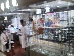 -华彬眼镜专业渐进配镜(潘家园店)