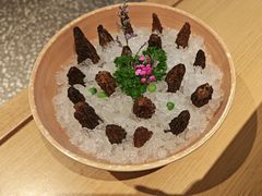 羊肚菌-季季山·云南野生菌火锅(上海首店)