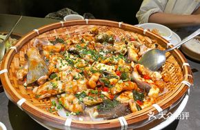 Bamboo Basket Steamed Mixed Fish