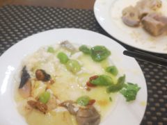 -山明水秀大饭店