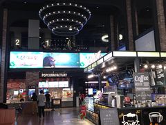 -CGV影城(滨江天街IMAX店)
