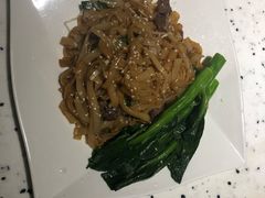 -百威KTV(恒福路店)