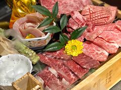 -铭牛烧肉·和牛海鲜自助(高新月牙湖店)