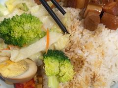 -贯一台湾牛肉面(八一七中路店)
