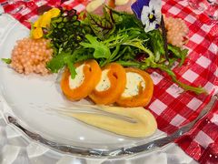 -香格里拉鱼跃地中海西餐厅·牛排披萨