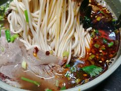 -臻老板牛肉面(光华路SOHO店)