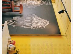 -志龙皇冠吃货椰子铺