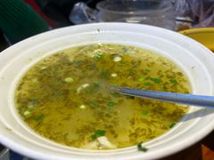 -休记光头香辣蟹干锅(绵竹店)