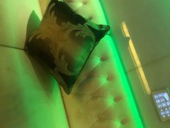 -宝岛甲壳虫KTV(蓝天路店)