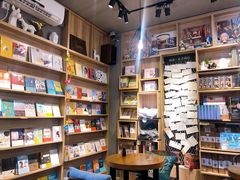 -晓风书屋(大学路店)
