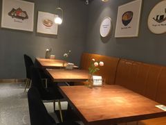 -POKEE VIA&Brunch·维娅(重庆来福士店)