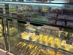 -白玉兰食品甜凤店(合生汇店)