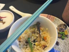 -桥边小楼·手工云南菜·古城观景小楼