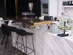 -UNI UNI(环亚凯瑟琳店)