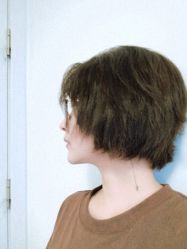 -Hair Co.一间沙龙