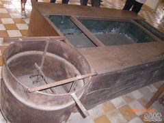 -吐斯廉屠杀博物馆