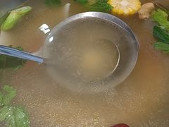 -乡土黄·鲜牛肉火锅·小龙虾(兴业街店)