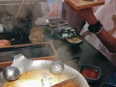 -湊湊火锅·茶憩(打浦桥日月光店)