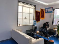 -蕾特恩专业祛痘国际连锁