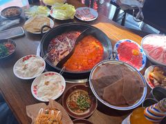 -萍姐火锅·公路夜市(武汉首店)