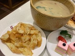 -闫府私房菜(经四路万达店)