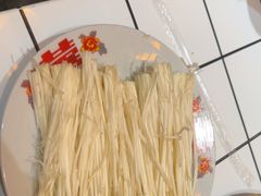 -旧街市鲜货老火锅(大光路店)