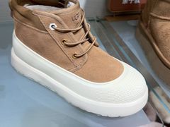 -UGG(燕莎奥特莱斯购物中心店)