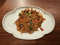 -银泰百货(厦门国贸中心店)