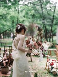 点击看大图 -GODDESS WHITE婚纱礼服(鹏城动力大厦店)