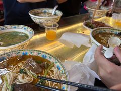 -金杨拉面王小吃面馆·牛三宝面·红烧牛肉粉