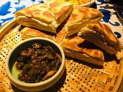 锅盔夹辣子-遇见长安(兰州中心店)