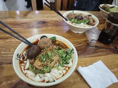 -任记七中刀削面(总店)