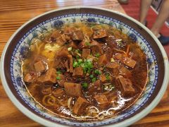 鸡骨酱面-九斤黄三黄鸡专卖店