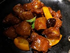 -穹六人间 people 6(岳阳路店)